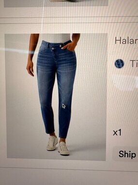 Halara Asymmetric Waist XS